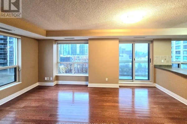 615 - 188 Doris Avenue, Toronto, ON, photo 2