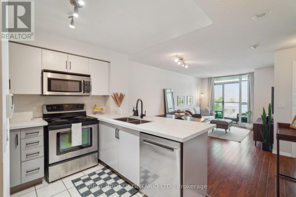 615 - 231 Fort York Boulevard, Toronto, ON M5V1B2 Photo 5