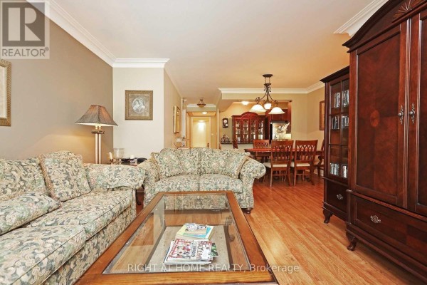 Dining room - 615 - 38 William Carson Crescent, Toronto, ON M2P2H2 Photo 2