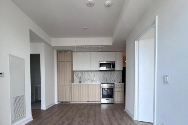 Kitchen - 615 - 500 Dupont Street, Toronto, ON M6G0B8 Photo 3