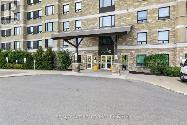 Den - 615 - 7400 Markham Road, Markham, ON L3S0C5 Photo 5
