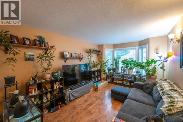 615 6th Avenue Unit# 2, Keremeos, BC, photo 3