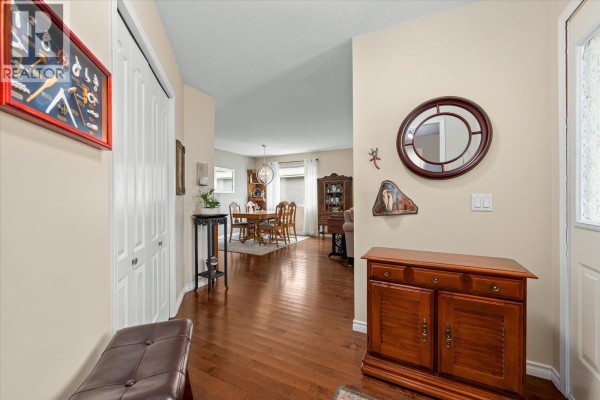 Bedroom - 615 Glenmeadows Road Unit# 3, Kelowna, BC V1V1N9 Photo 5