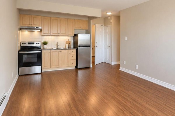 615b - 468 Ottawa Street, Hamilton, ON L8H4A6 Photo 3