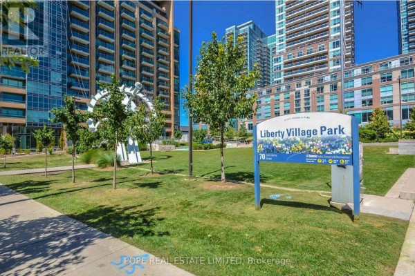 Dining room - 616 - 85 East Liberty Street, Toronto, ON M6K3R4 Photo 2