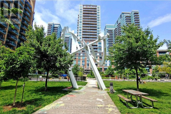 Primary Bedroom - 616 - 85 East Liberty Street, Toronto, ON M6K3R4 Photo 4