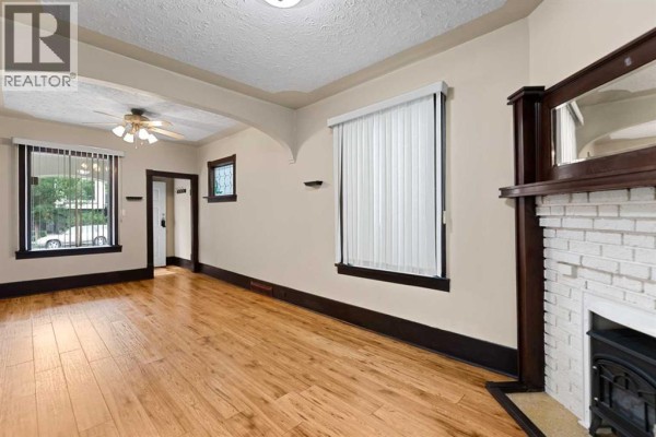 Bedroom - 616 17 Avenue Nw, Calgary, AB T2M0N5 Photo 4