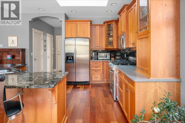 Ensuite - 616 Attenborough St, Parksville, BC V9P1A5 Photo 5
