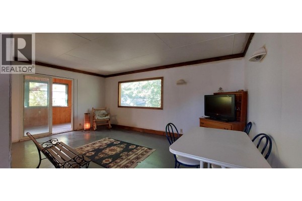 Bedroom 3 - 616 Cliff Street, Bella Coola, BC V0T1C0 Photo 5