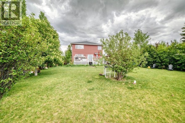 Living room/Dining room - 616 Mcculloch Crescent, Irricana, AB T0M0C8 Photo 5