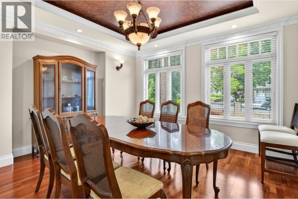 6166 Denbigh Avenue, Burnaby, BC V5H3R5 Photo 4