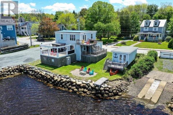 617, 619 & 621 Main Street, Mahone Bay, NS B0J2E0 Photo 3
