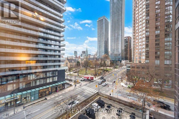 617 - 1001 Bay Street, Toronto, ON M5S3A6 Photo 3