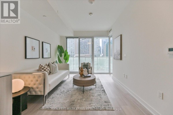 617 - 15 Queens Quay E, Toronto, ON, photo 3