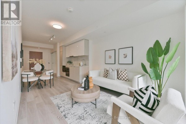 Primary Bedroom - 617 - 15 Queens Quay E, Toronto, ON M5E0C5 Photo 4