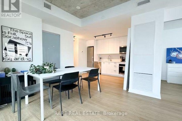 617 - 195 Mccaul Street, Toronto, ON M5T1W6 Photo 3