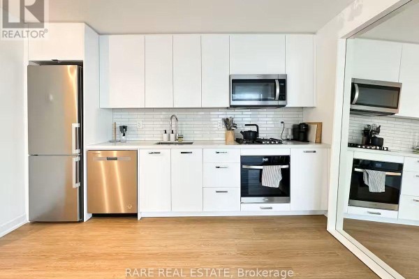617 - 195 Mccaul Street, Toronto, ON M5T1W6 Photo 4