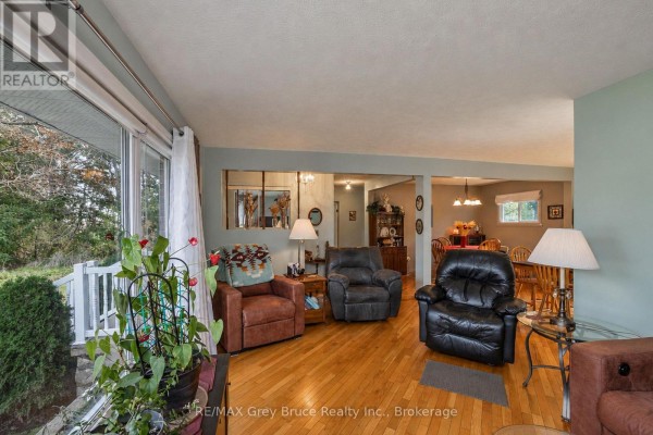 Bedroom 2 - 617 17th Street W, Owen Sound, ON N4K4B9 Photo 5