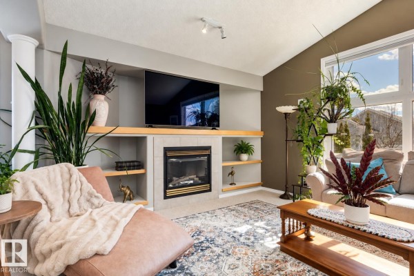 617 Beck Cl Sw, Edmonton, AB, photo 3