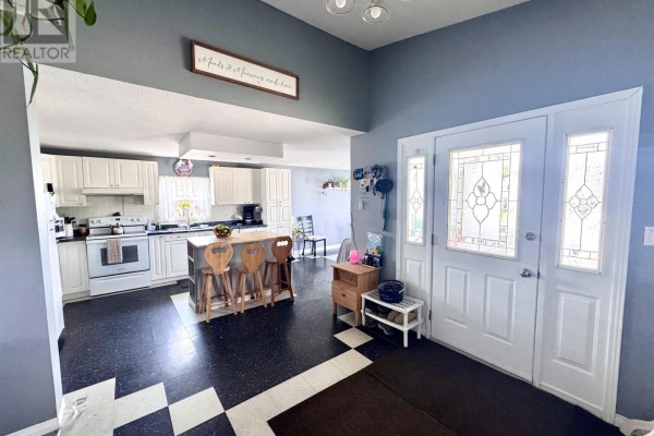 617 Des Noisettes Rue, Dubreuiville, ON, photo 3