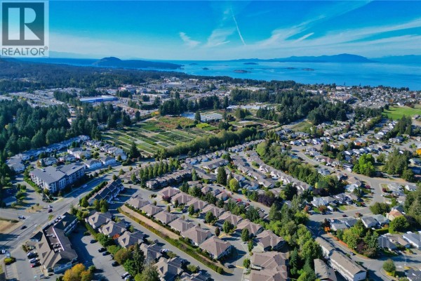 Den - 6179 Strathcona Pl, Nanaimo, BC V9T0A1 Photo 3
