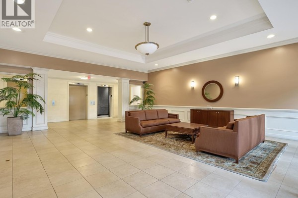 618 518 Moberly Road, Vancouver, BC V5Z4G3 Photo 2