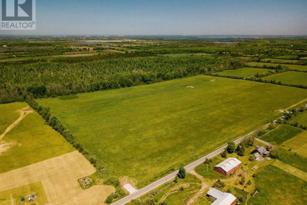 618 Christian Road, Prince Edward County, ON K0K1G0 Photo 3
