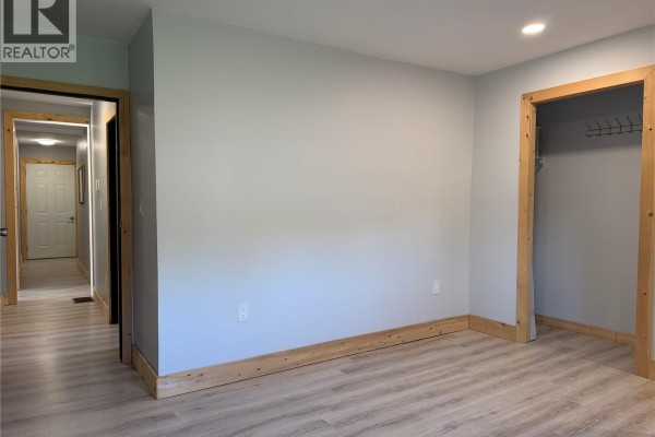 Enclosed porch - 618 Forget Street, Foam Lake, SK S0A1A0 Photo 3