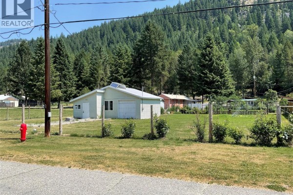 618 Kimberley Avenue N, Greenwood, BC V0H1J0 Photo 4