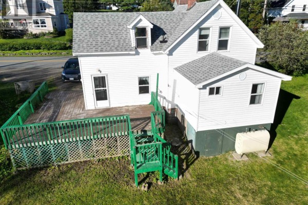 3pc Bathroom - 618 Main Street, Mulgrave, NS B0E1G0 Photo 3