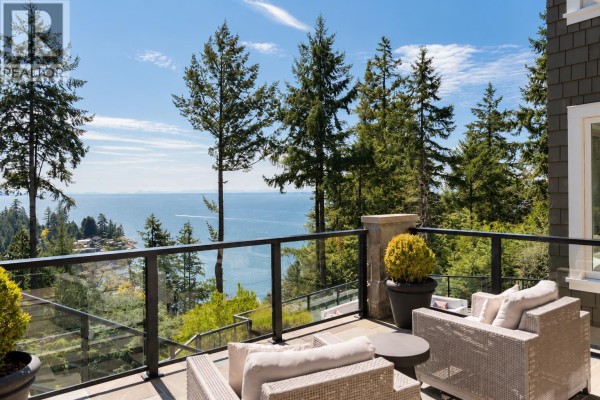6180 Candia Place, West Vancouver, BC V7W1Y1 Photo 5