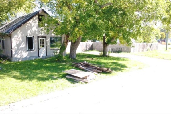 619 Clandeboye Avenue, Selkirk, MB R1A0X9 Photo 5