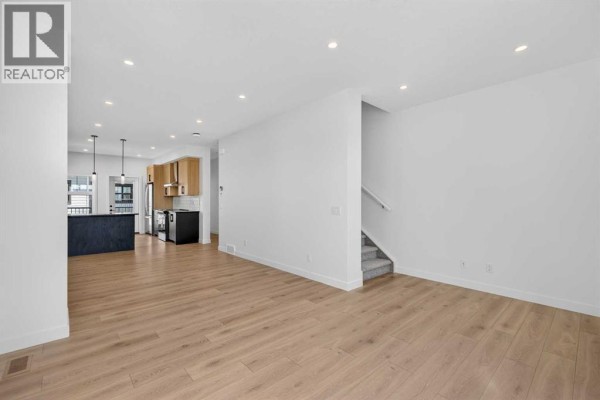 Living room - 619 Mahogany Road Se, Calgary, AB T3M2Z5 Photo 5