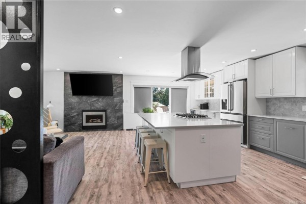619 Sandra Pl, Langford, BC, photo 3