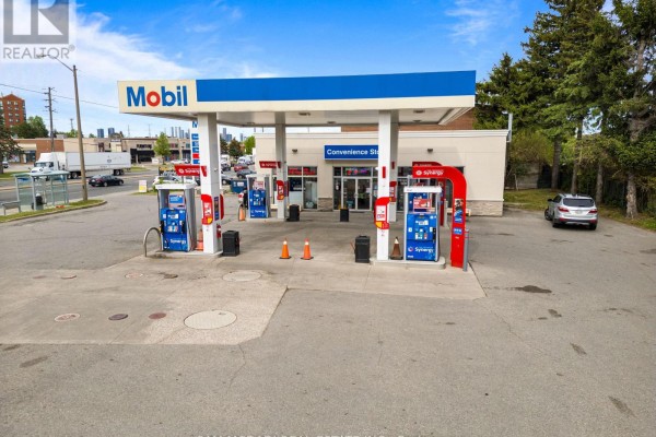6199 Steeles Avenue W, Toronto, ON M9L2V1 Photo 4