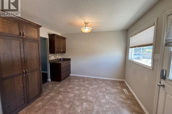 Bedroom - 62, 114 Hardisty Avenue, Hinton, AB T7V1B5 Photo 4