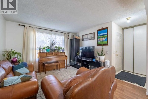 2pc Bathroom - 62, 4360 58 Street Ne, Calgary, AB T1Y4S4 Photo 4