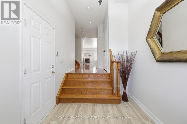 Bedroom 2 - 62 - 470 Faith Drive, Mississauga, ON L5R4E9 Photo 5