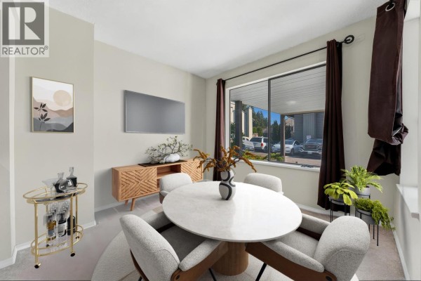 62 1930 Cedar Village Crescent, North Vancouver, BC V7J3M5 Photo 4