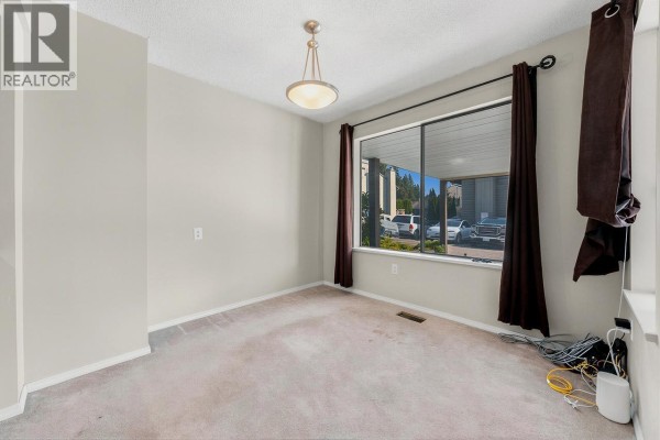 62 1930 Cedar Village Crescent, North Vancouver, BC V7J3M5 Photo 5