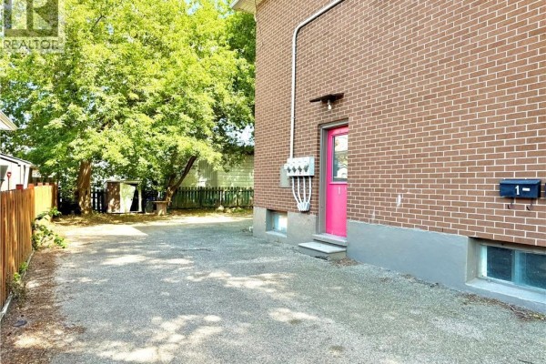 62 Bond Street Unit# 3, Kitchener, ON, photo 2