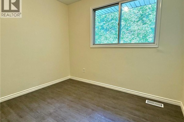 62 Bond Street Unit# 3, Kitchener, ON, photo 3