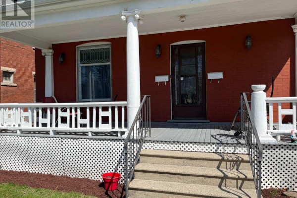 62 Burgar Street, Welland, ON L3B2S8 Photo 4