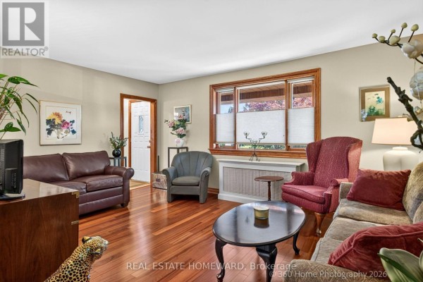Kitchen - 62 Clonmore Drive, Toronto, ON M1N1X8 Photo 3
