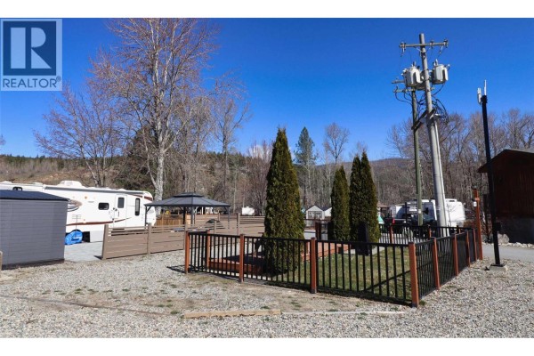 62 Cottonwood Drive, Lee Creek, BC V0E1M4 Photo 4