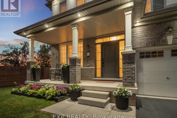 62 Esther Crescent, Thorold, ON, photo 2