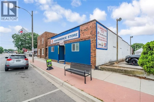 62 King Street, Delhi, ON N4B1X6 Photo 3