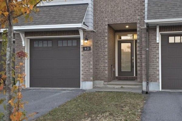 62 Mandevilla Crescent, Ottawa