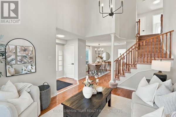 Eating area - 62 Moynahan Crescent, Ajax, ON L1Z1P1 Photo 5