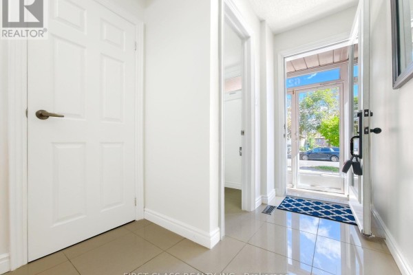 62 Muirlands Drive, Toronto, ON, photo 3